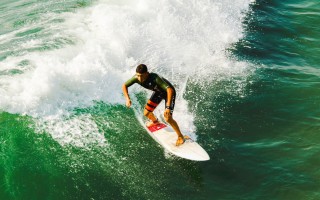 要当文班侠Skip：湖人有望通过6天双杀雷霆为文班创造MVP条件