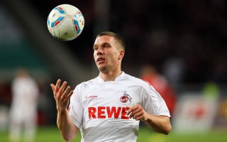 官方：巴黎vs图卢兹的比赛，法甲主裁将首次佩戴麦克风