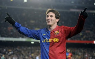 强啊！CJ加盟老鹰后球队进攻效率、防守效率、净效率皆联盟第一